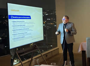 Presentado con éxito el I Congreso Venezolano de Láser Médico Quirúrgico a Casas Comerciales en Caracas.